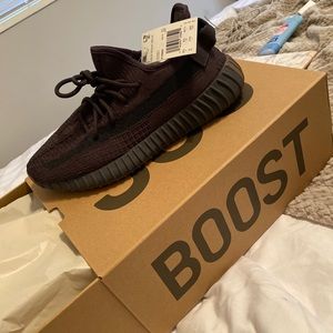 Yeezy size 9 in men
